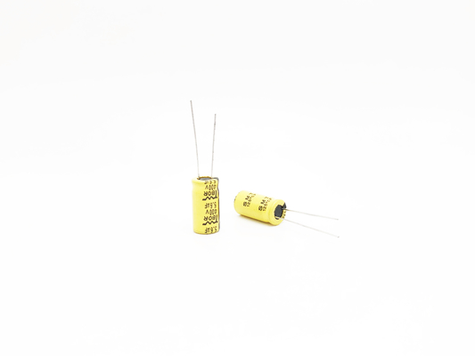 Capacitores de alta frequência 5.6UF400V de ISO9001 RoHS para a luz do diodo emissor de luz