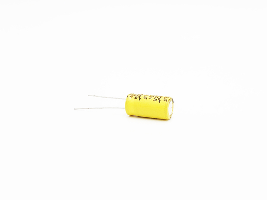 Capacitores de alta frequência 5.6UF400V de ISO9001 RoHS para a luz do diodo emissor de luz