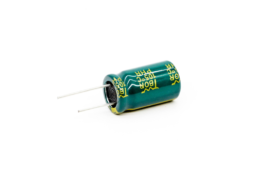 ISO de alta frequência RoSH do capacitor eletrolítico do RAP 220UF 50V