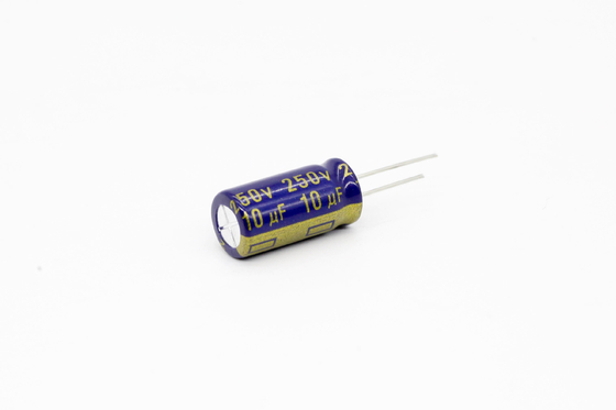 Baixo capacitor eletrolítico de alumínio 10uf250v 8x16mm do ESR