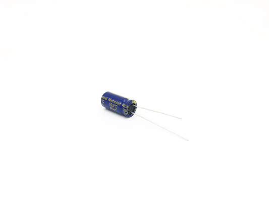 Tolerância radial dos capacitores eletrolíticos 20% de 10UF 250V 8x16mm