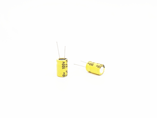 Terminal de alta temperatura do radial do capacitor 8X12mm de SMT 33UF100V
