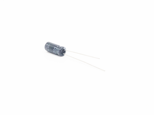 Capacitores eletrolíticos 1UF25V 5X11mm da ligação radial de ISO9001 RoHS