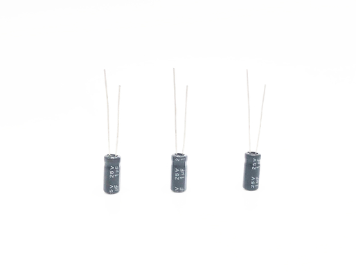 Circuitos de alta temperatura do capacitor diminuto de 1UF25V 5X11MM