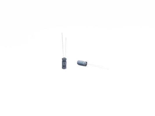 Circuitos de alta temperatura do capacitor diminuto de 1UF25V 5X11MM