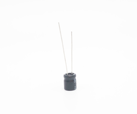 Capacitor diminuto 220UF16V 6.3X11mm da ligação radial