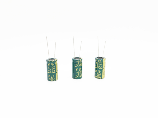Capacitor 13x16mm do de alta capacidade RAP 47uf 200v para a luz do diodo emissor de luz