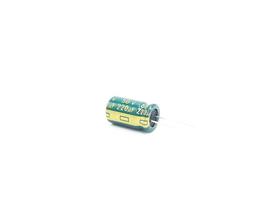Capacitor eletrolítico de alumínio de alta frequência do RAP 220UF 50V para a luz do diodo emissor de luz