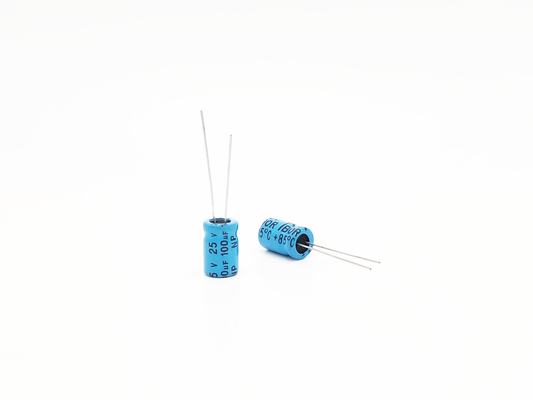 Circuitos bipolares da reversão de polaridade do capacitor eletrolítico 470UF25V da TW BOR