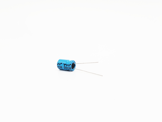 Circuitos bipolares da reversão de polaridade do capacitor eletrolítico 470UF25V da TW BOR