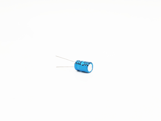 Circuitos bipolares da reversão de polaridade do capacitor eletrolítico 470UF25V da TW BOR
