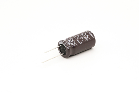 corrente alta eletrolítica da ondinha dos capacitores 10x16mm do radial de 5.6uF 400v