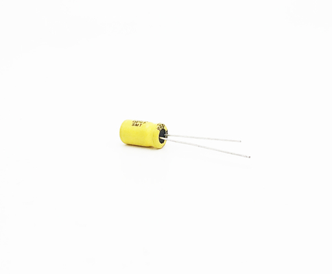 Capacitores eletrolíticos de alta temperatura eletrolíticos de capacitor 6.3x11mm de 56UF35V SMT