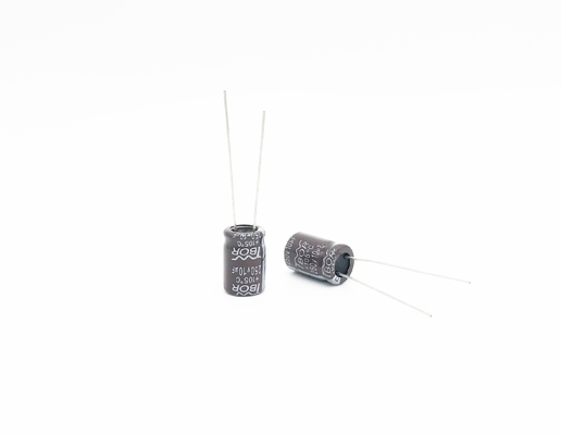 Capacitor largo da temperatura 22X35MM 10uf 250v para a lâmpada de salvaguarda da energia