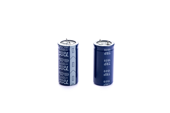 pressão 220uF450V nos capacitores eletrolíticos de alumínio